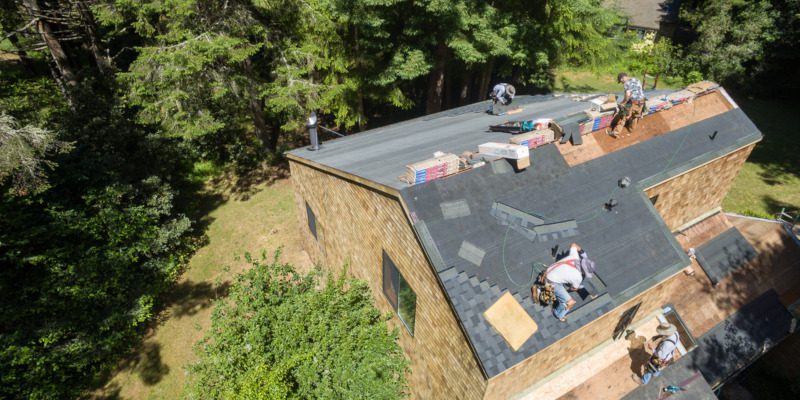 How to Hire the Right Roofing Contractor