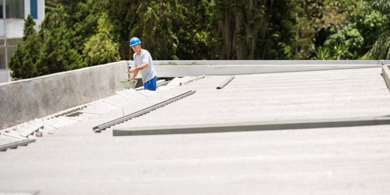 How to Tell if You Need Commercial Roof Repair
